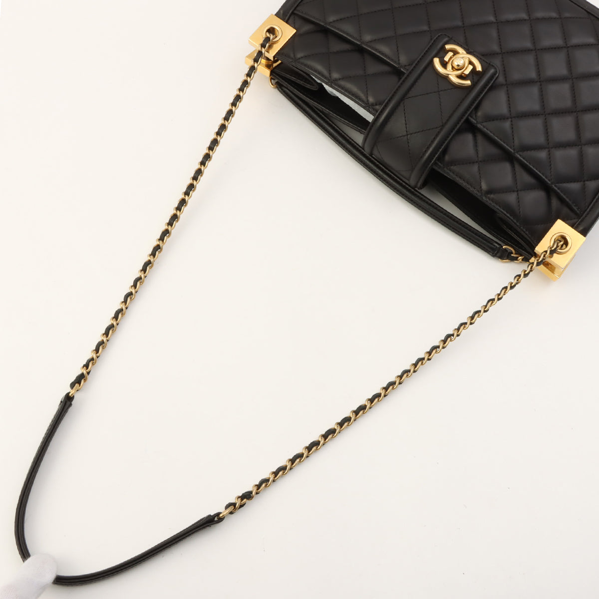 CC Turnlock Chain Shoulder Bag, circa 2015, Black