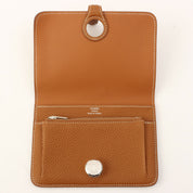 Dogon Compact, 2014, Gold