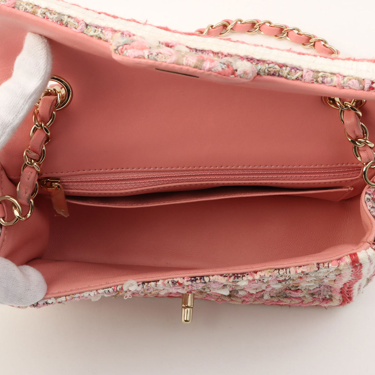 Pink Tweed CC Turn-lock Chain Shoulder Bag, manufactured around 2019