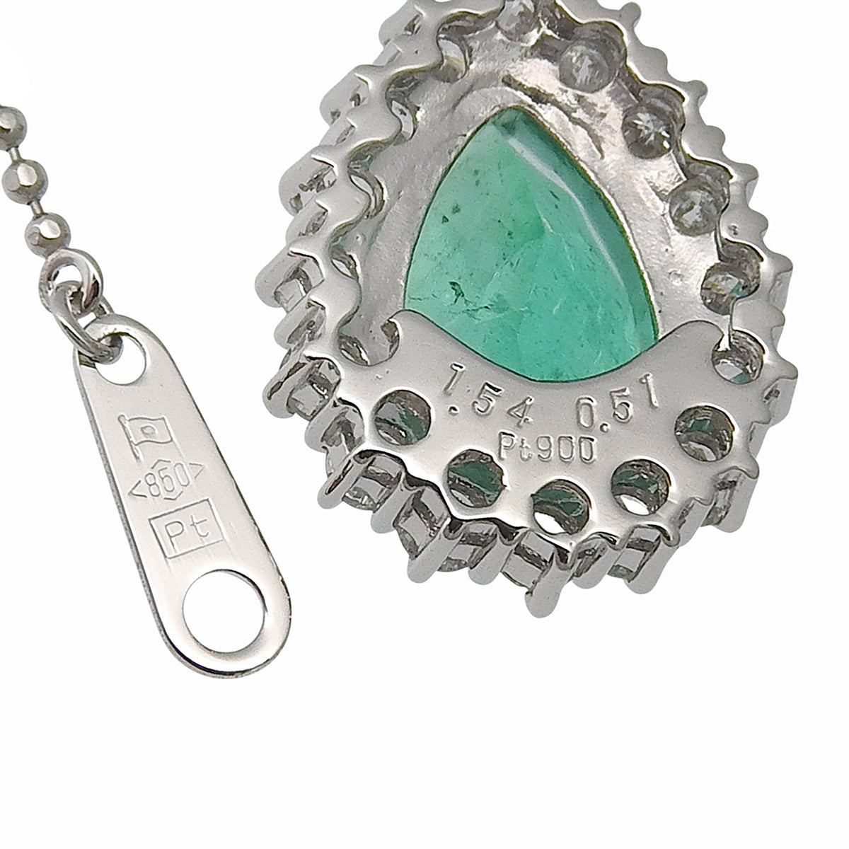 PT900 Emerald Diamond Drop Motif Necklace Silver/Green