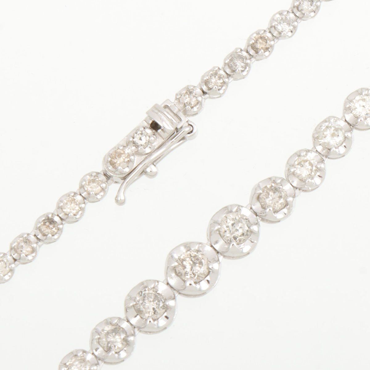 18K White Gold Tennis Necklace