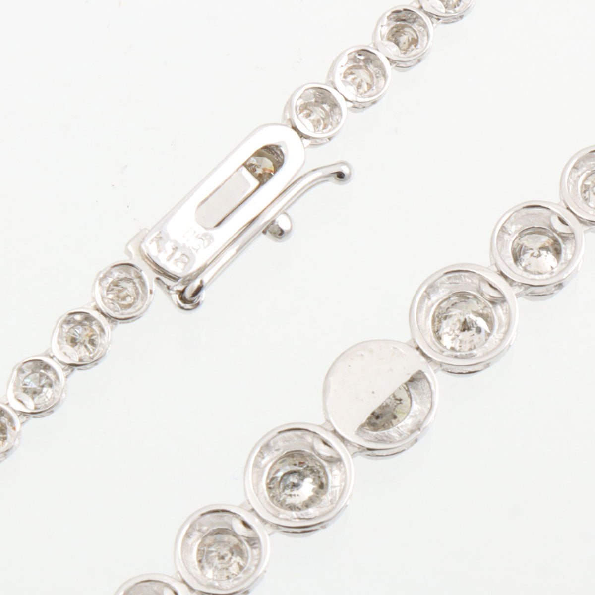 18K White Gold Tennis Necklace