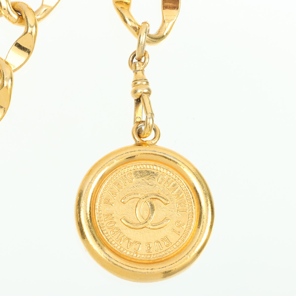 CC Mark Coin Charm Chain Belt Gold