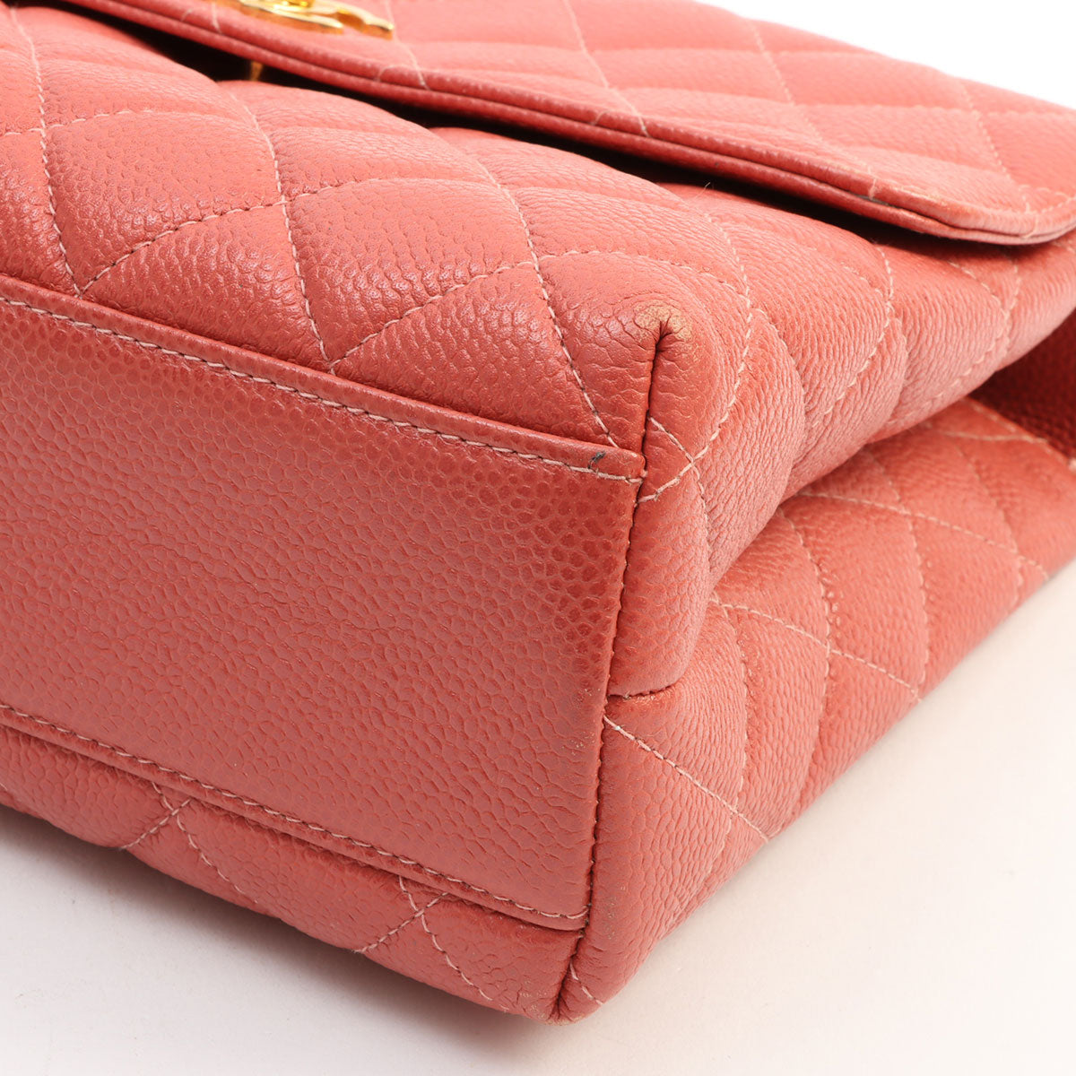 1997-ish Caviar Skin CC Turn-lock Handbag, Pink