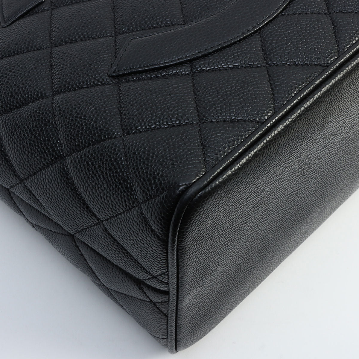 Circa 2000 Chanel Caviar Skin CC Mark Stitch Reissue Tote Bag Black