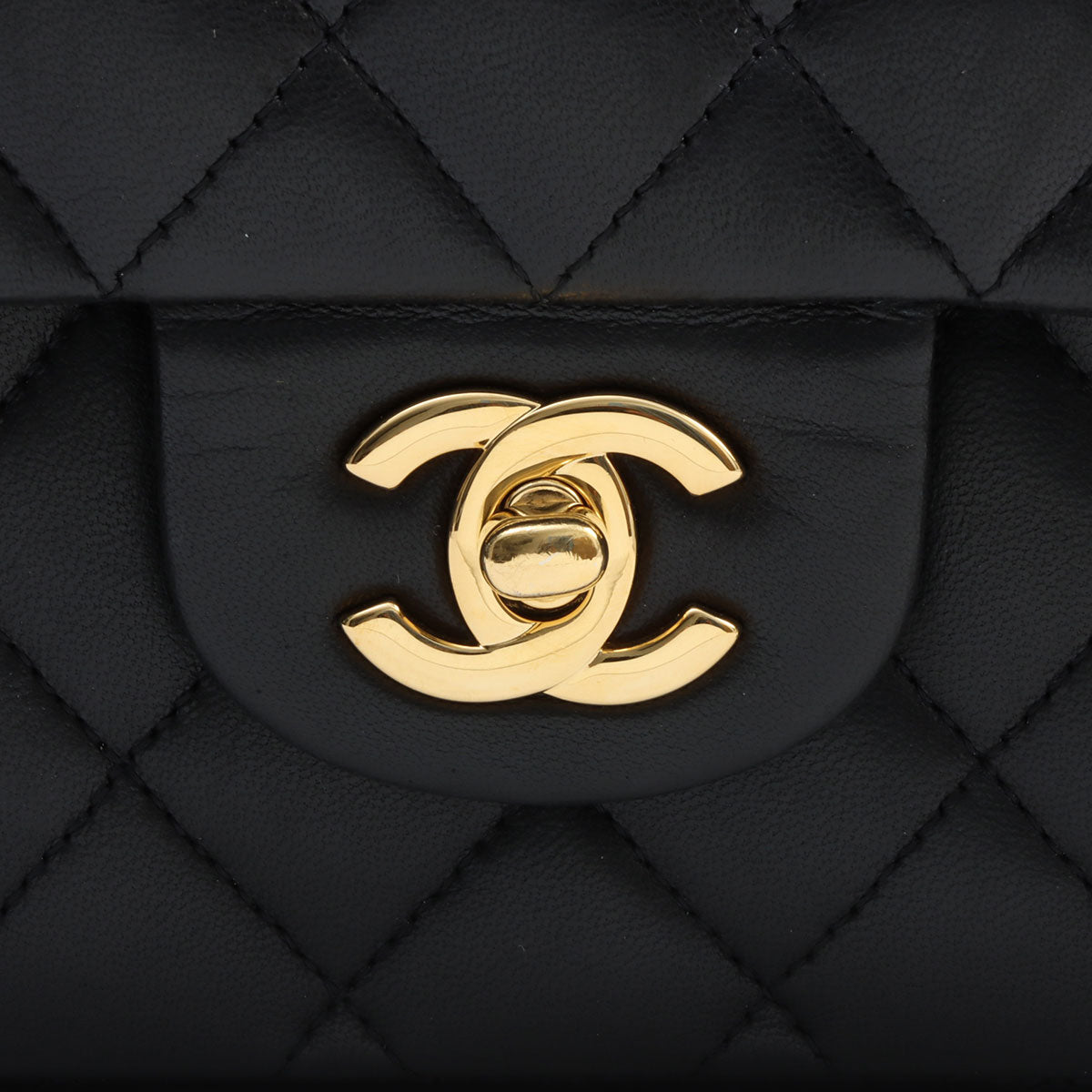 2012 Classic Flap Chain Bag 25cm Black