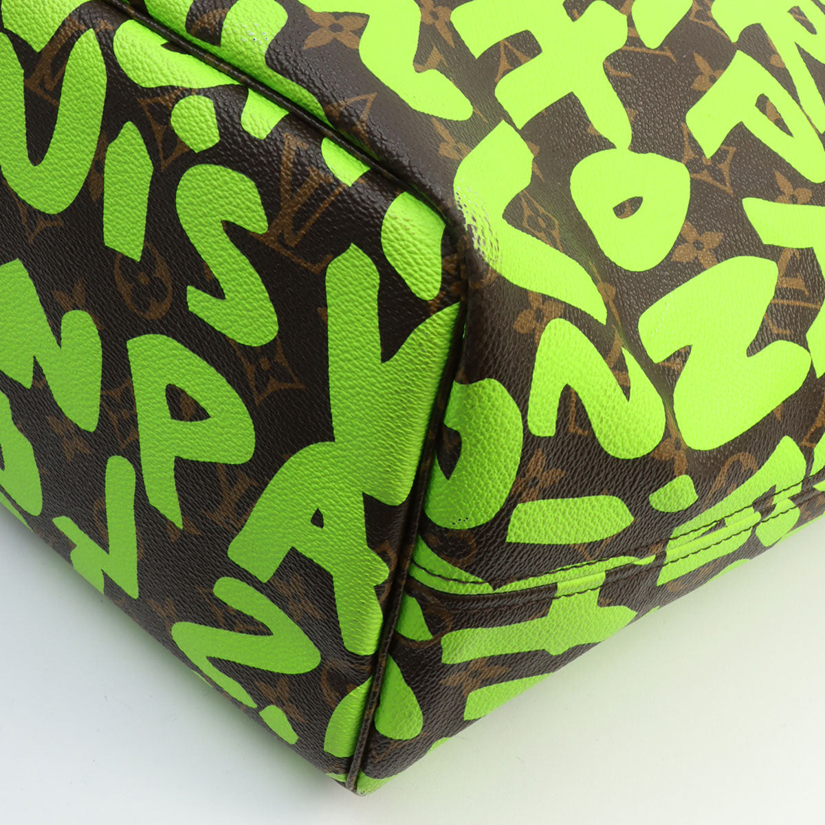 2009 Monogram Graffiti Neverfull GM Green/Brown