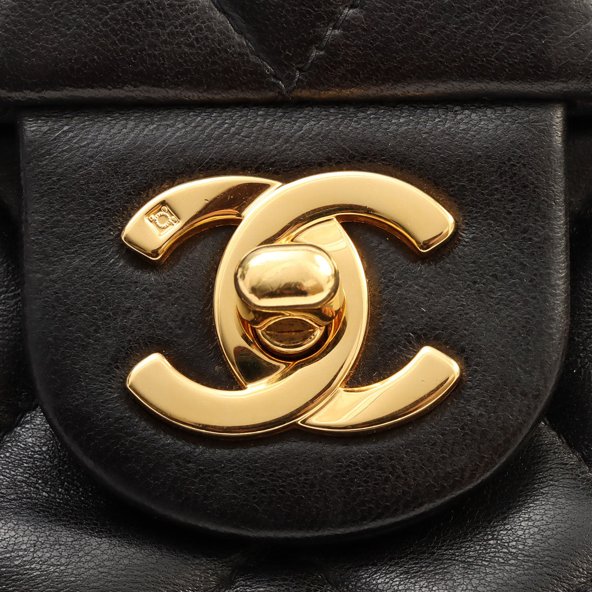 1995 Classic Flap Chain Bag Mini Black