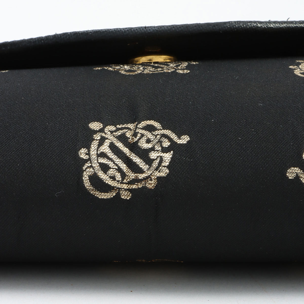 Logo Emblem Chain Bag in Black