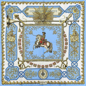 Carré 90 LVDQVICVS MAGNVS Pattern Scarf Light Blue/Multi