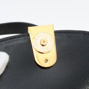 Lizard Logo Plate Shoulder Bag Black