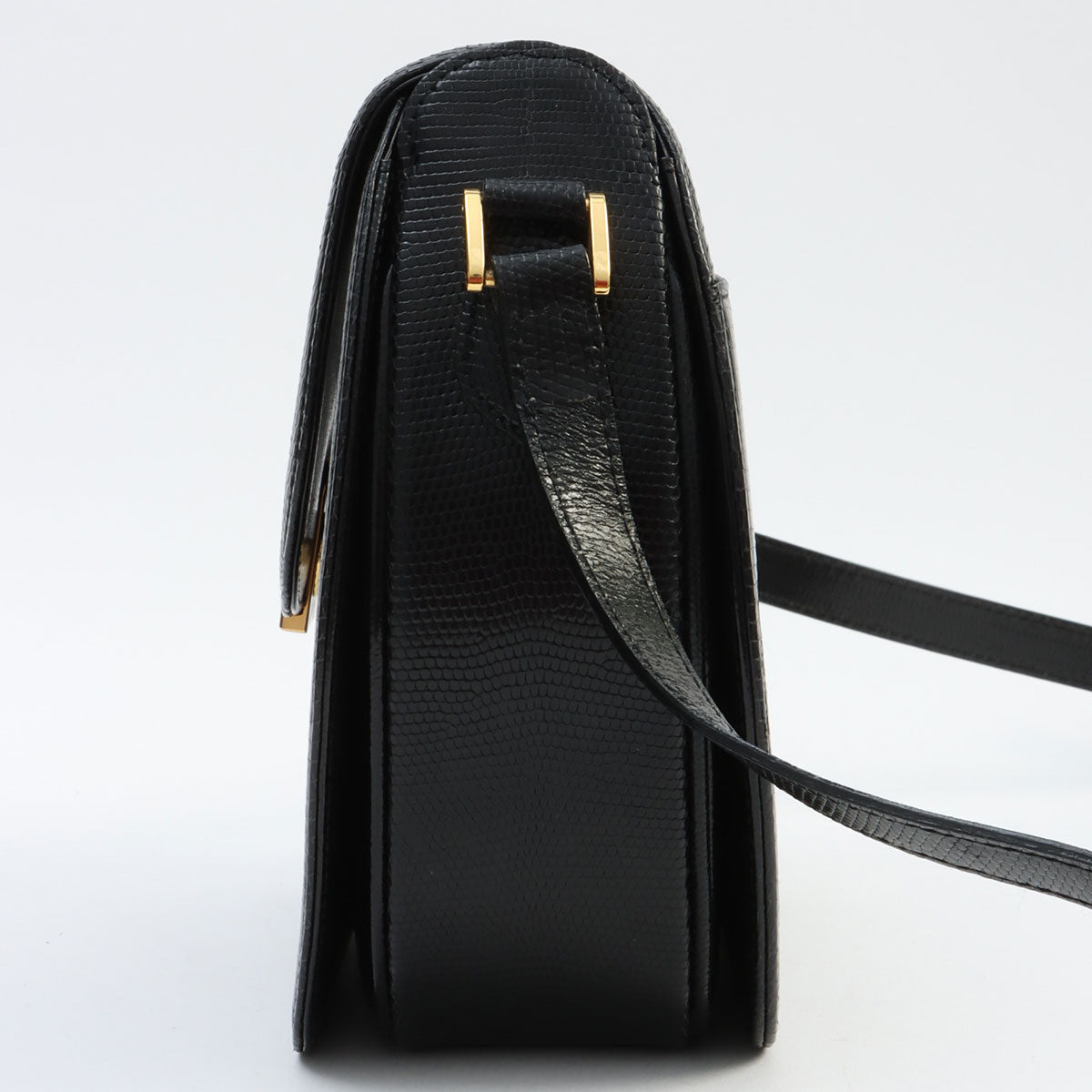 Lizard Logo Plate Shoulder Bag Black