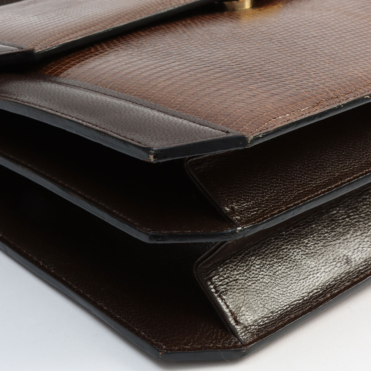 Lizard Logo Plate Shoulder Bag Brown