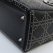黑色皮革铆钉中号 Lady Dior 手袋