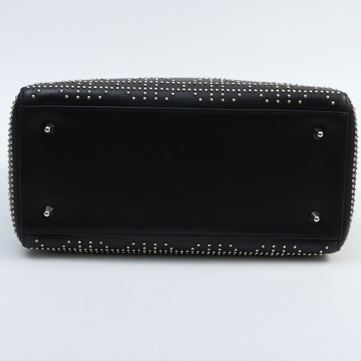 黑色皮革铆钉中号 Lady Dior 手袋