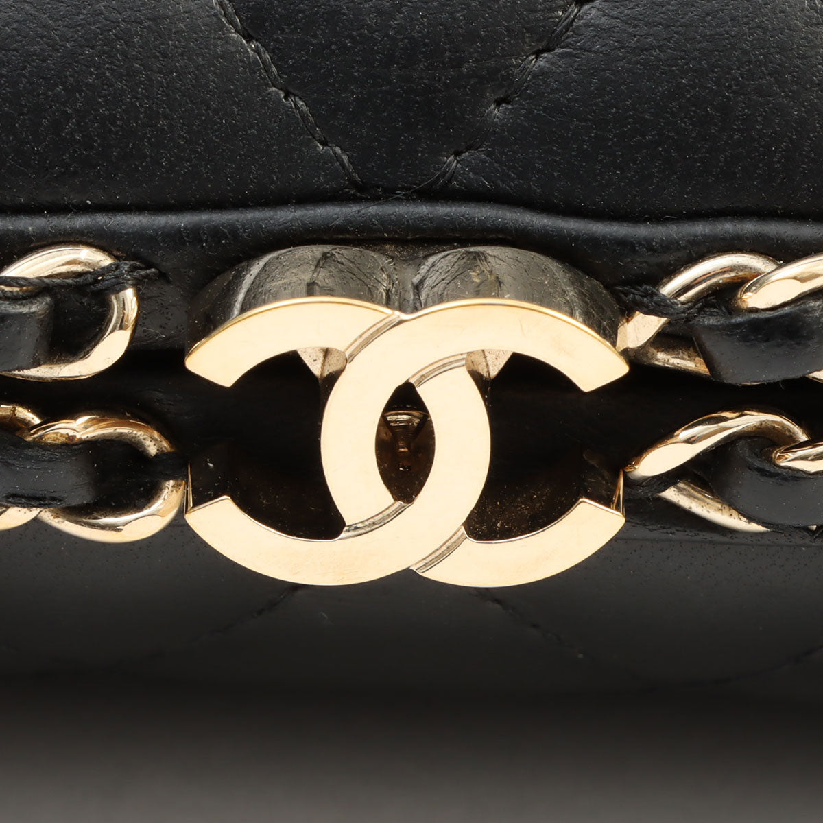 2012 Vintage Matelasse Stitch CC Mark Kisslock Chain Shoulder Bag Black