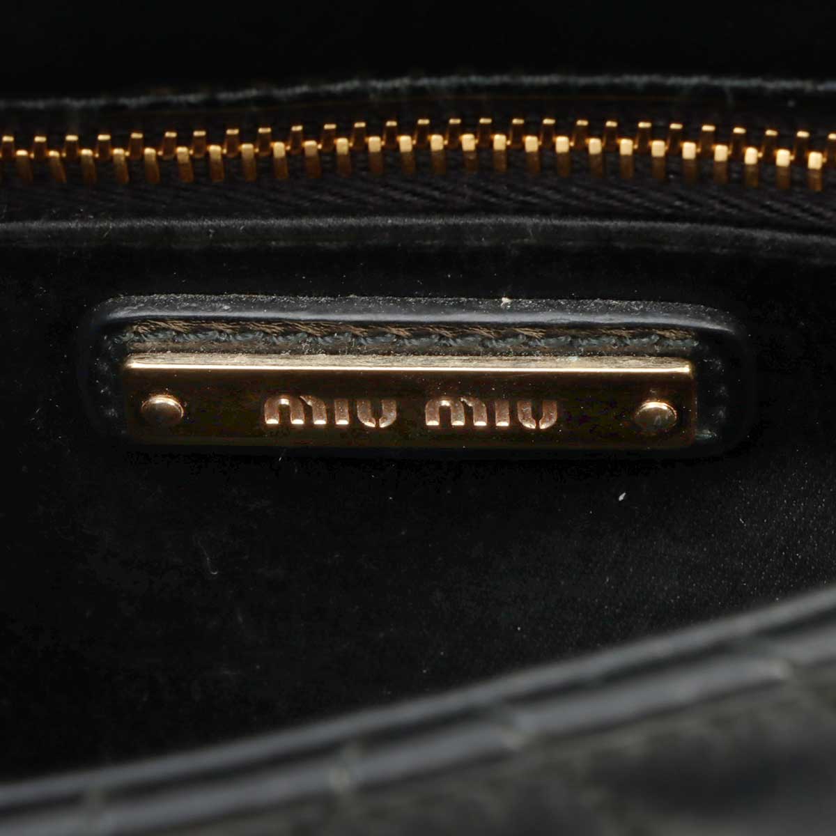 Logo Plate Shoulder Bag Black