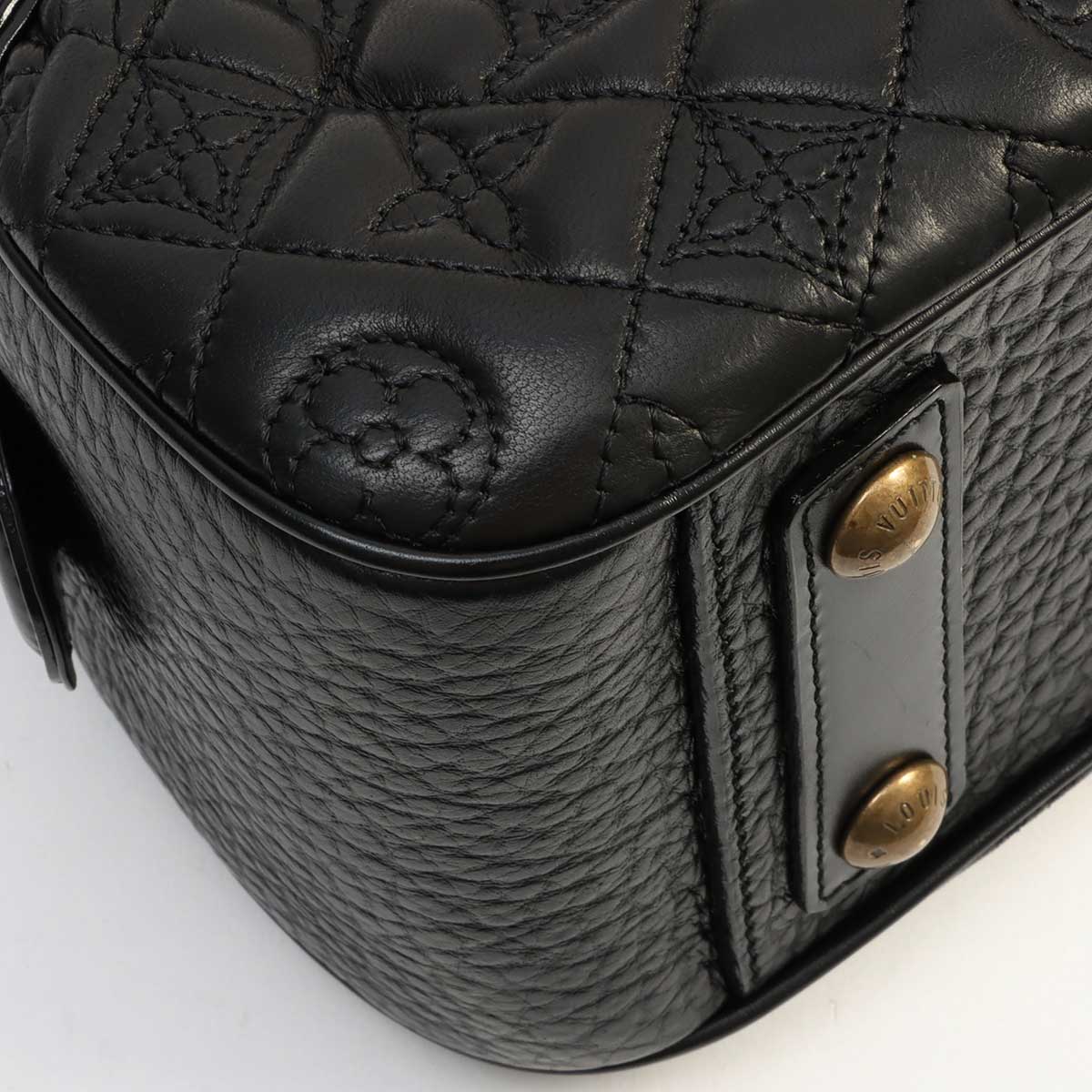 2005 Monogram Vienna Clara Noir