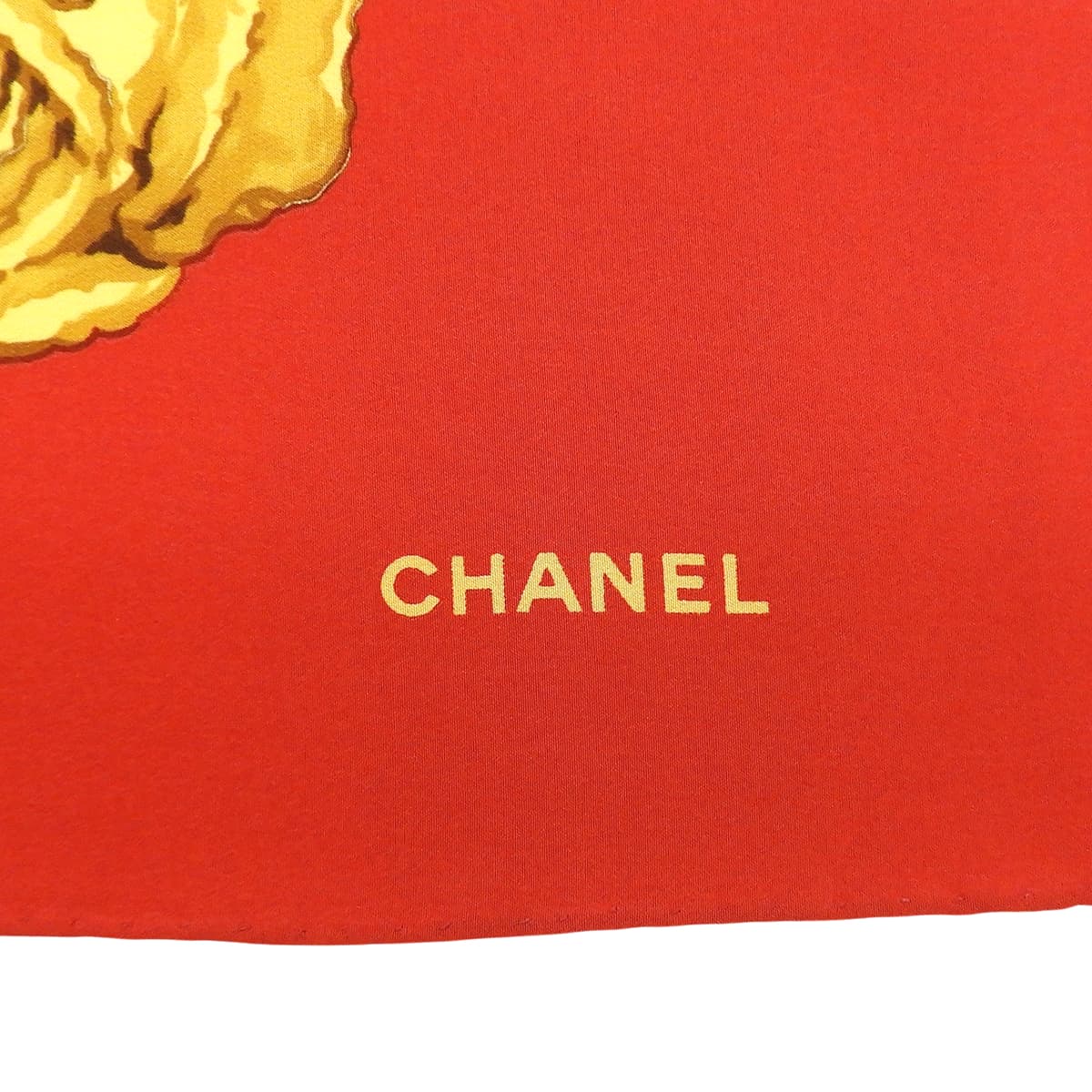 Chain Camellia Pattern Scarf Red