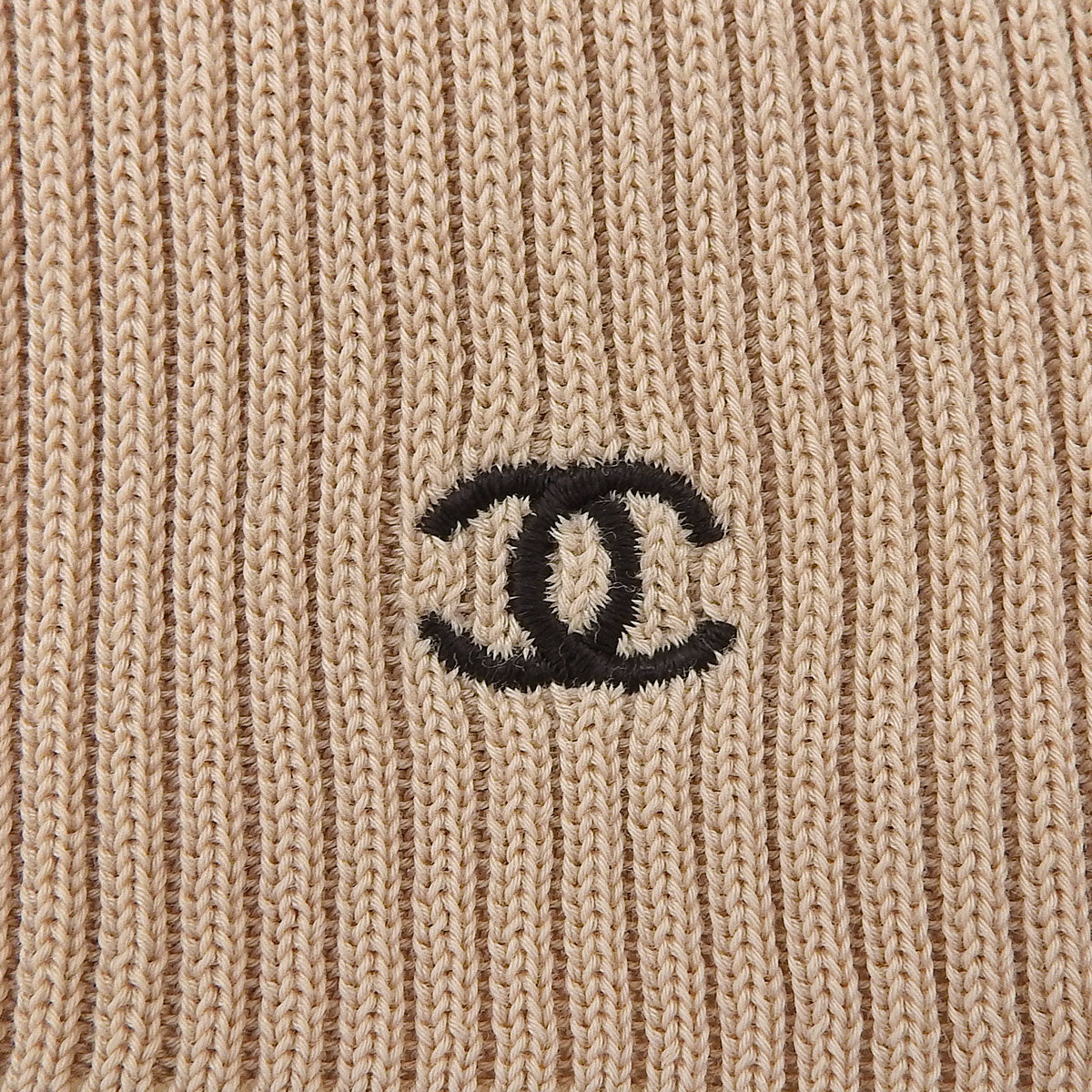 2002 CC Logo Short-Sleeved Knit Top #36 Beige