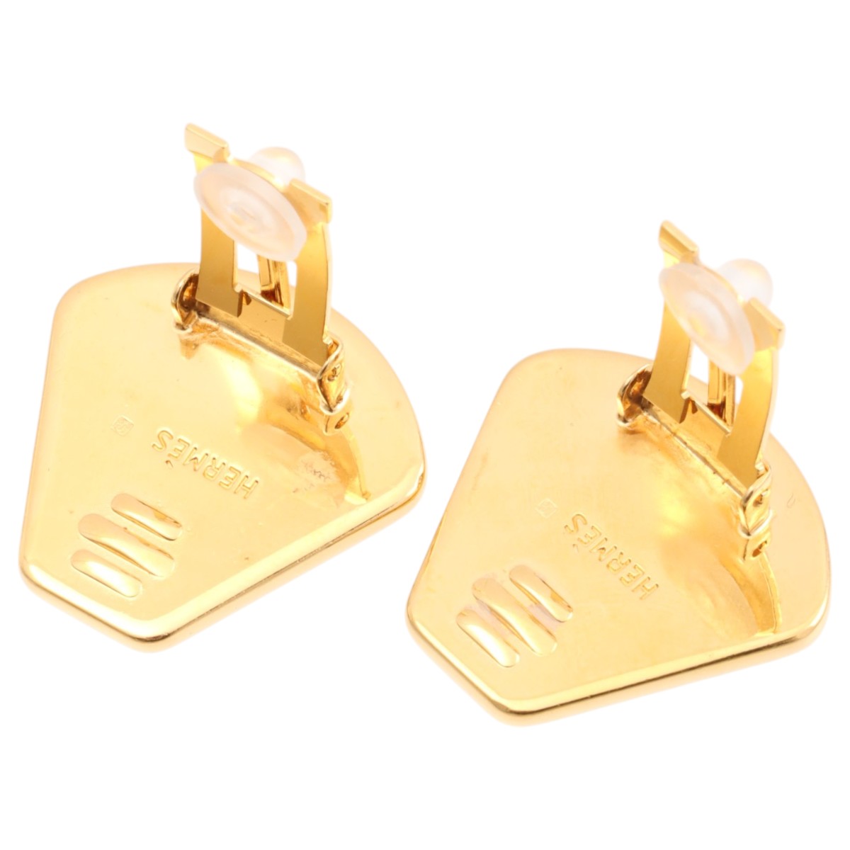 Lion Motif Enamel Earrings Gold