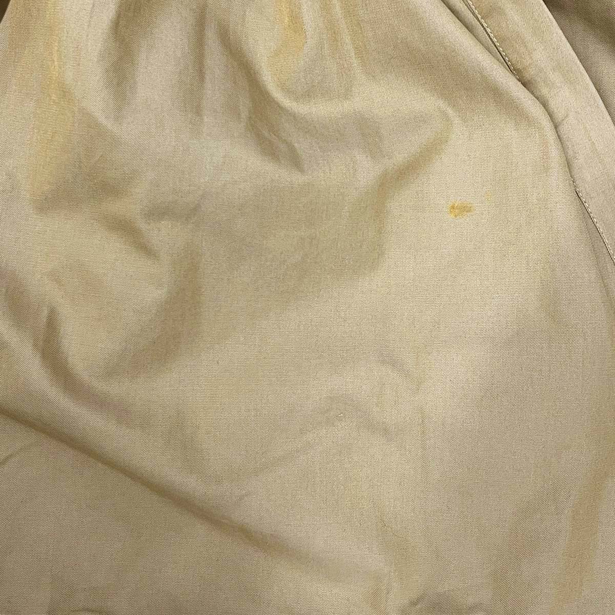 米色诺华格纹内衬风衣