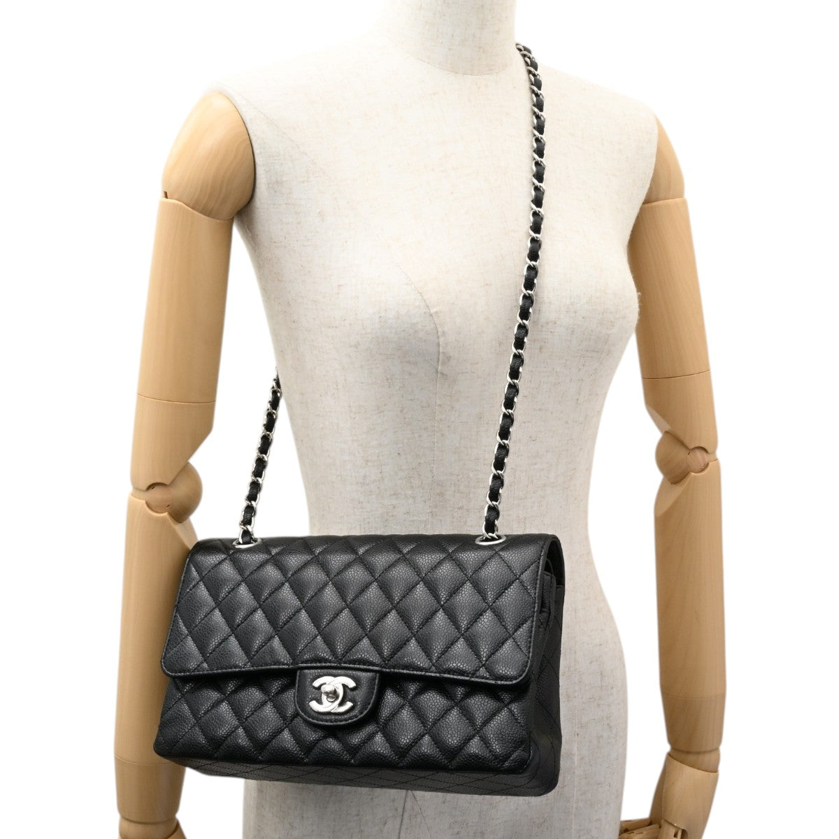 2017 Vintage Caviar Leather Classic Flap Chain Bag 25cm Black