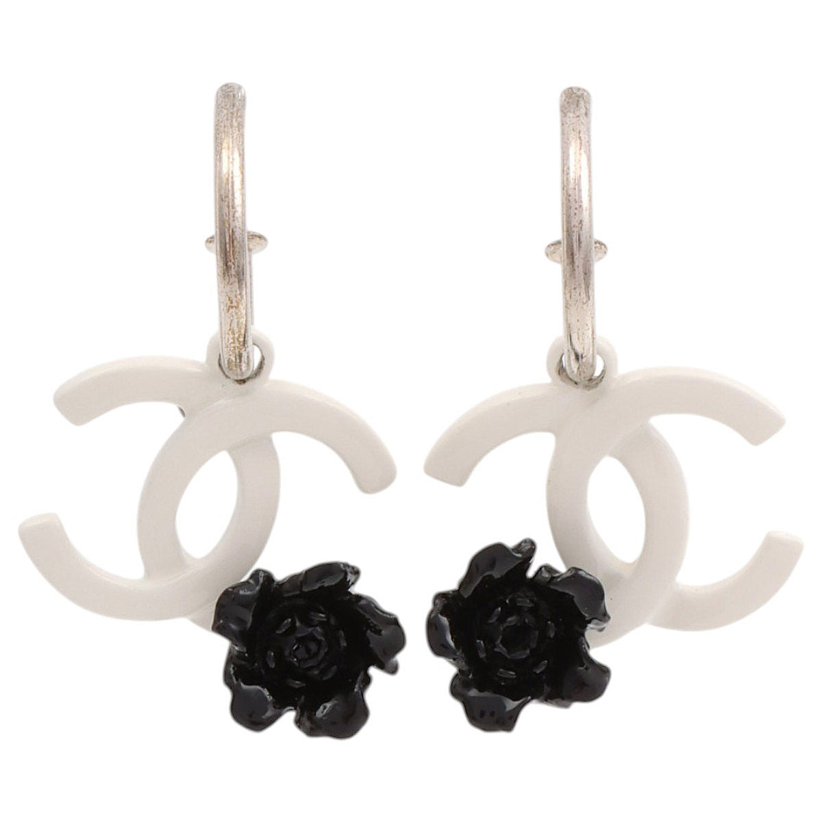 2004 CC Mark Camellia Swing Hoop Earrings Silver/White