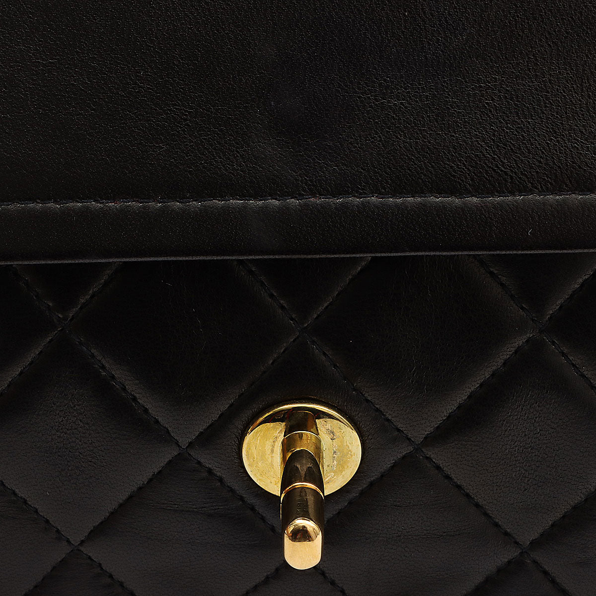 Circa 1992 Classic Flap Chain Bag 25cm Black
