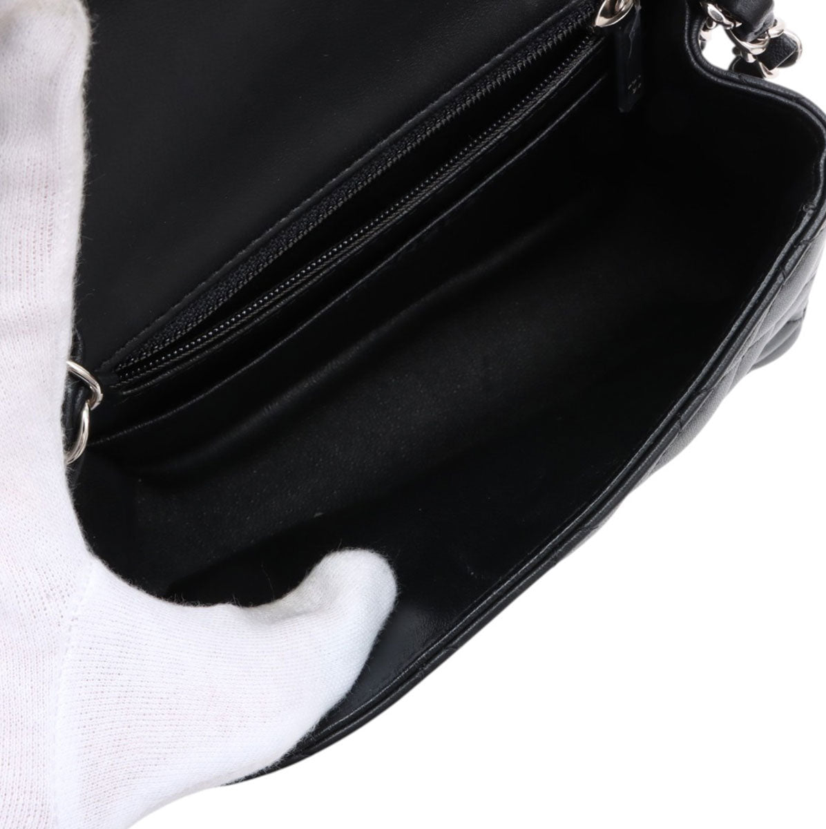 2021-era Classic Flap Chain Bag Mini, Black