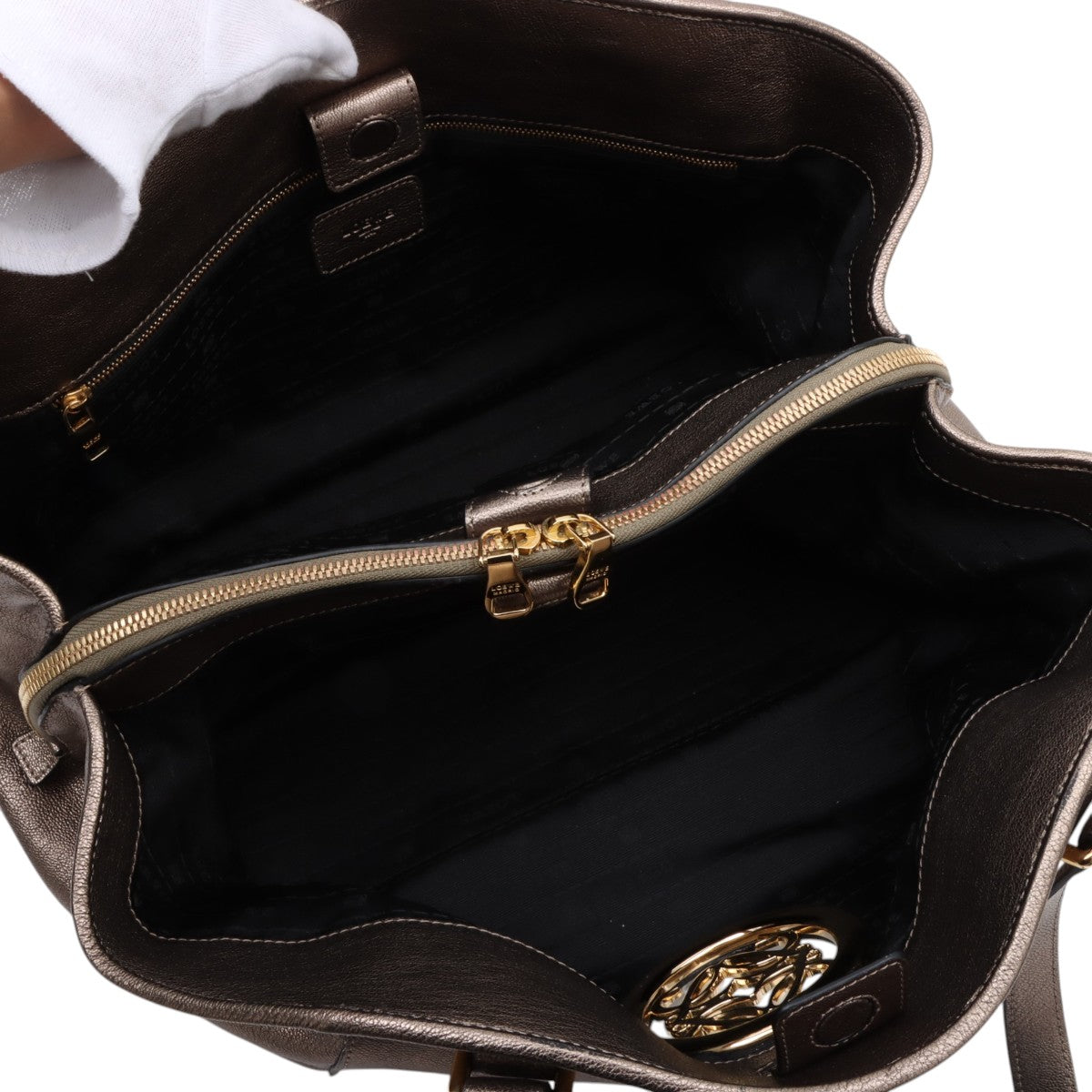 Anagram Logo Plate Shoulder Bag Bronze