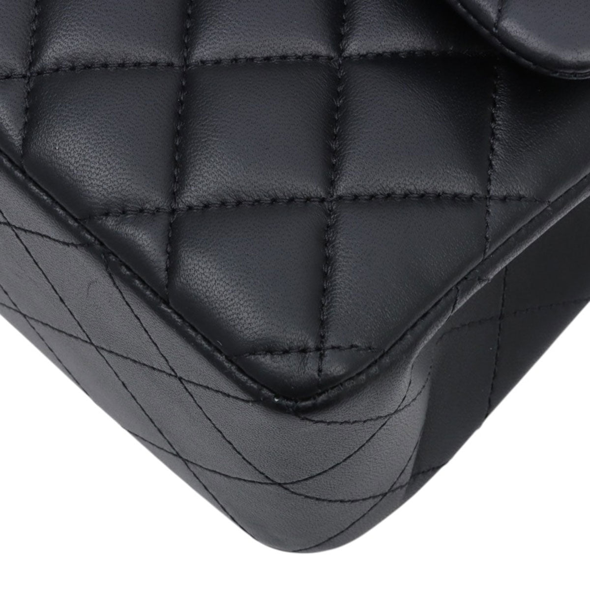 Classic Flap Chain Bag, 23cm, Black, Circa 2020