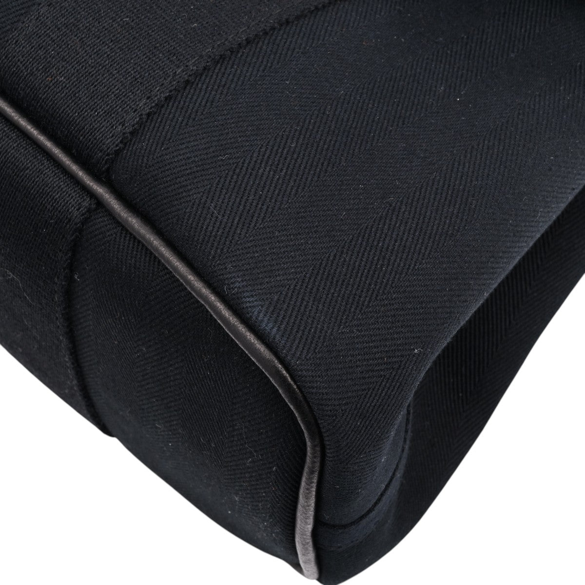 Valparaiso PM Black