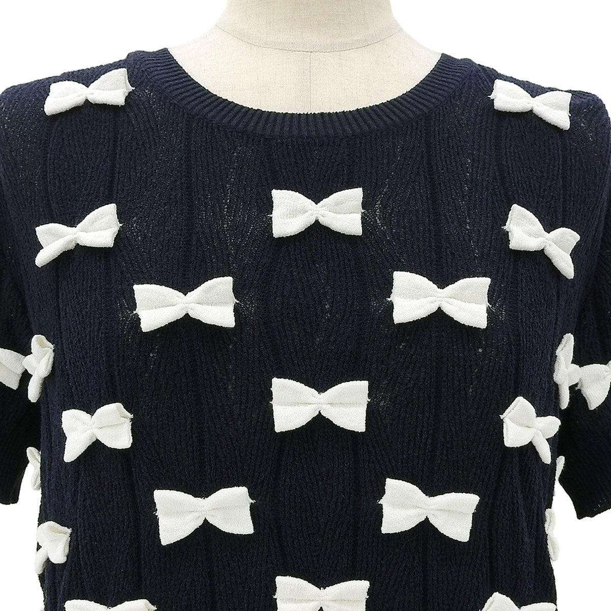Ribbon motif short-sleeve top #40 Navy