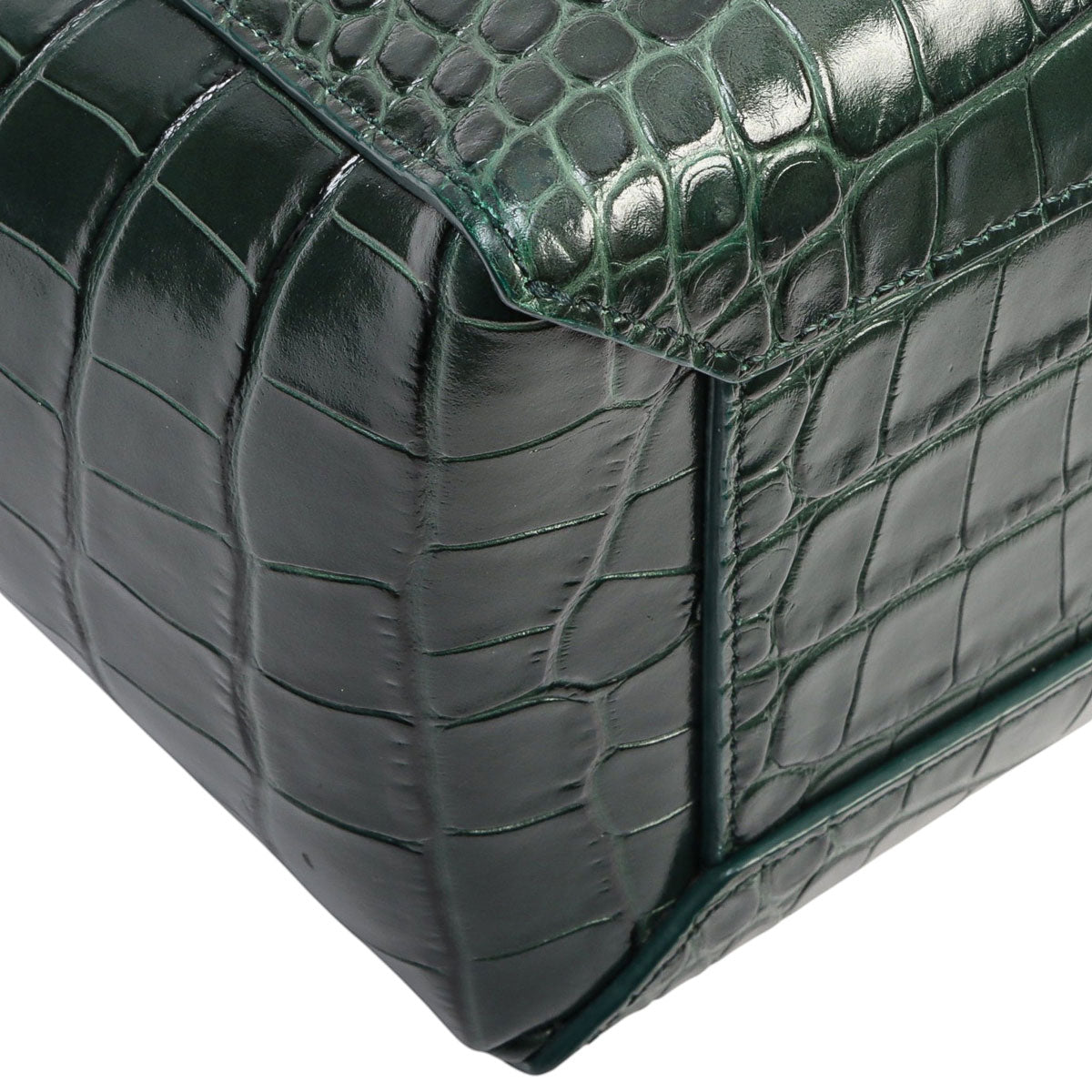Croco-embossed belt bag micro green