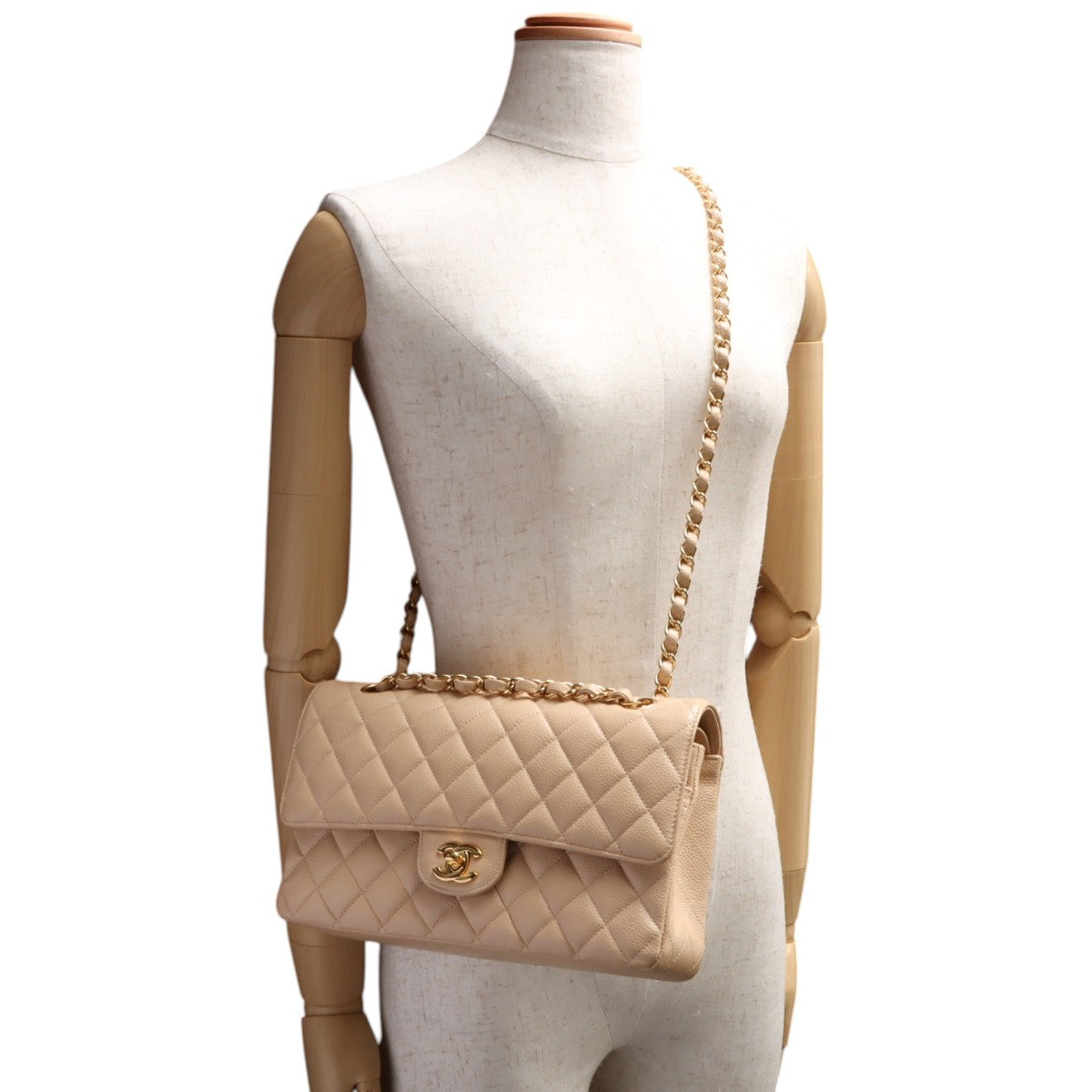 Circa 2017 Caviar Skin Classic Flap Chain Bag 25cm Beige