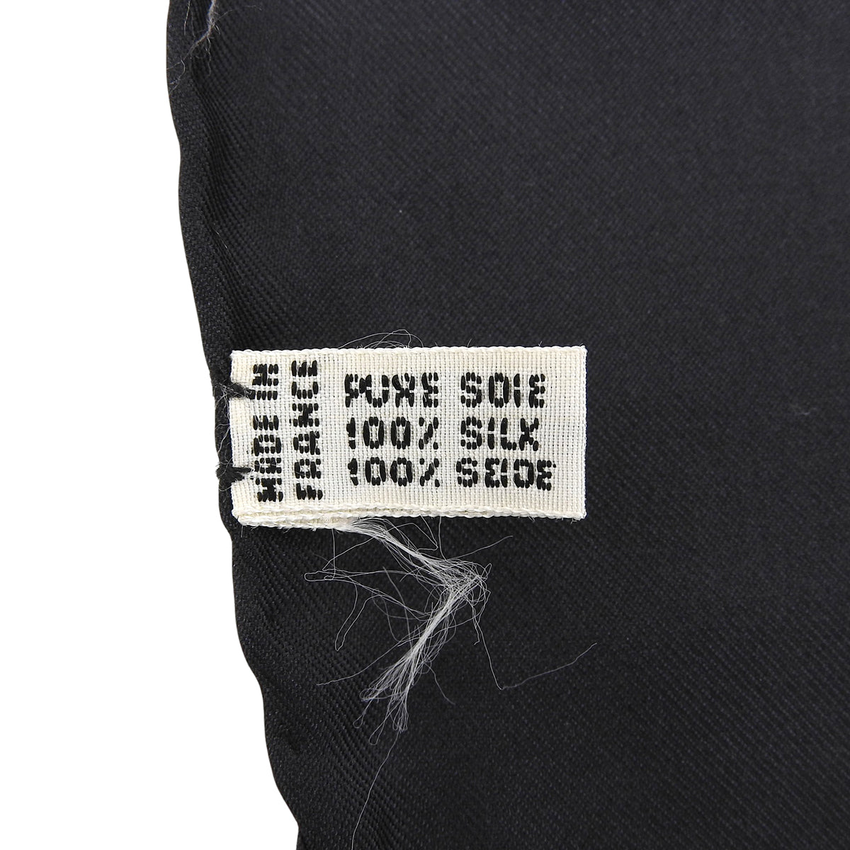 Silk Tassel Pattern Scarf Red/Black/Multi
