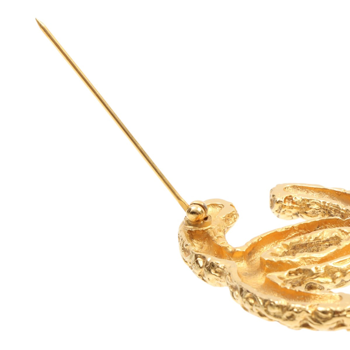 1993 CC Logo Design Brooch Gold