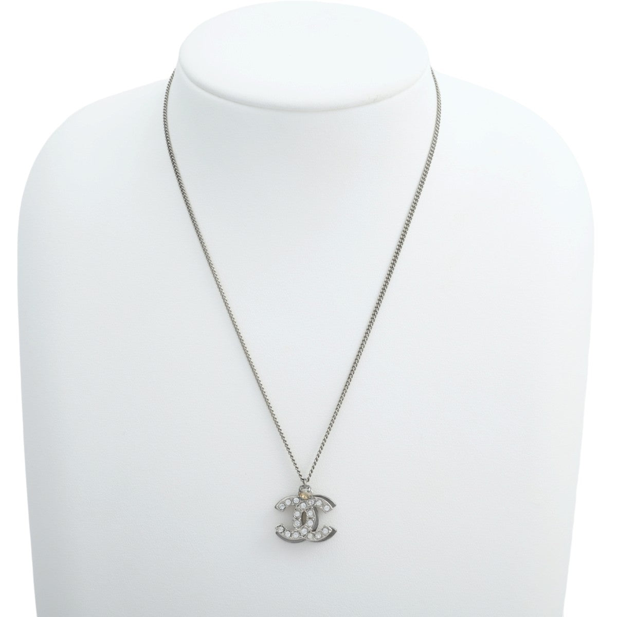 2006-Made Rhinestone Double CC Mark Necklace Silver
