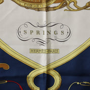 カレ90 SPRINGSパターンスカーフ ネイビー