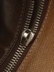 赭色镶钻水钻Logo铭牌手拿包