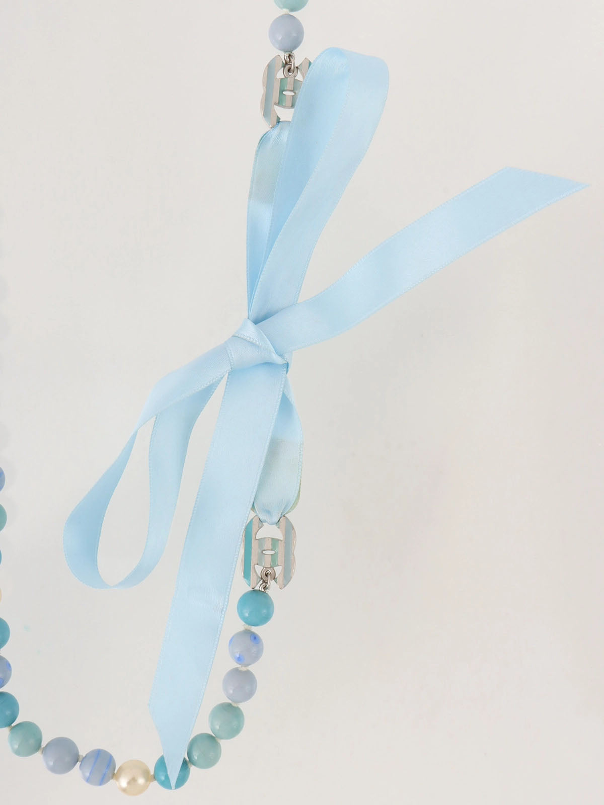 2005 Pearl CC Mark Plate Ribbon Necklace in Silver/Light Blue/White