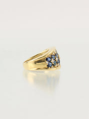 18K Sapphire and Diamond Flower Design Ring in Gold/Blue