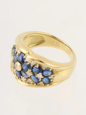 18K Sapphire and Diamond Flower Design Ring in Gold/Blue