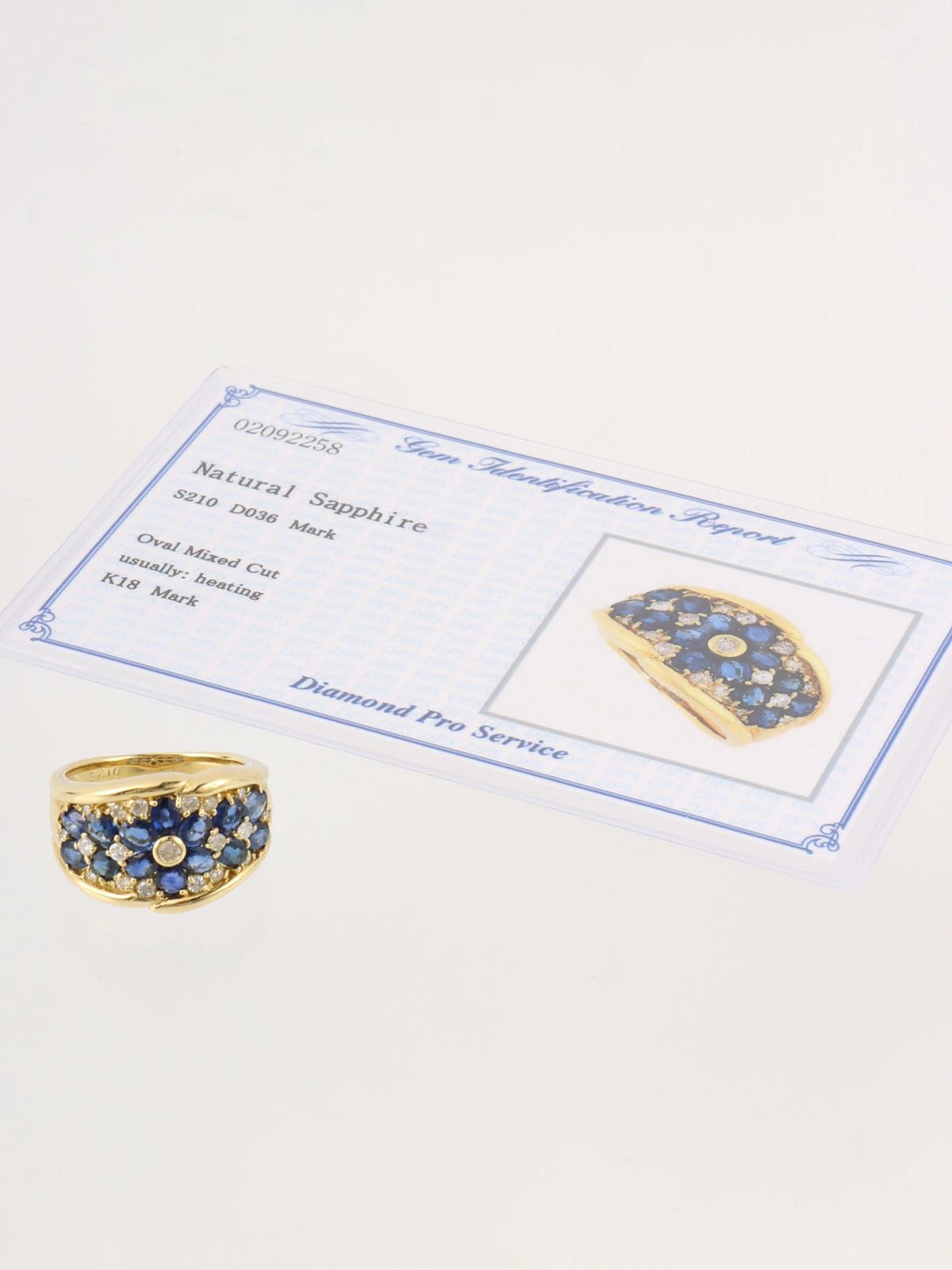 18K Sapphire and Diamond Flower Design Ring in Gold/Blue