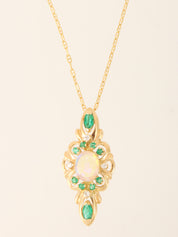 18K Gold Opal Design Necklace