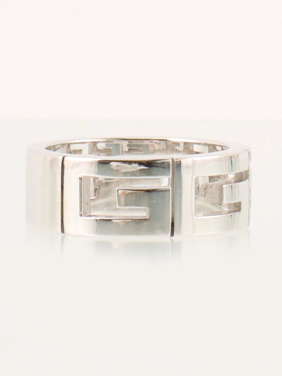 18K Diamond G Logo Ring in Silver