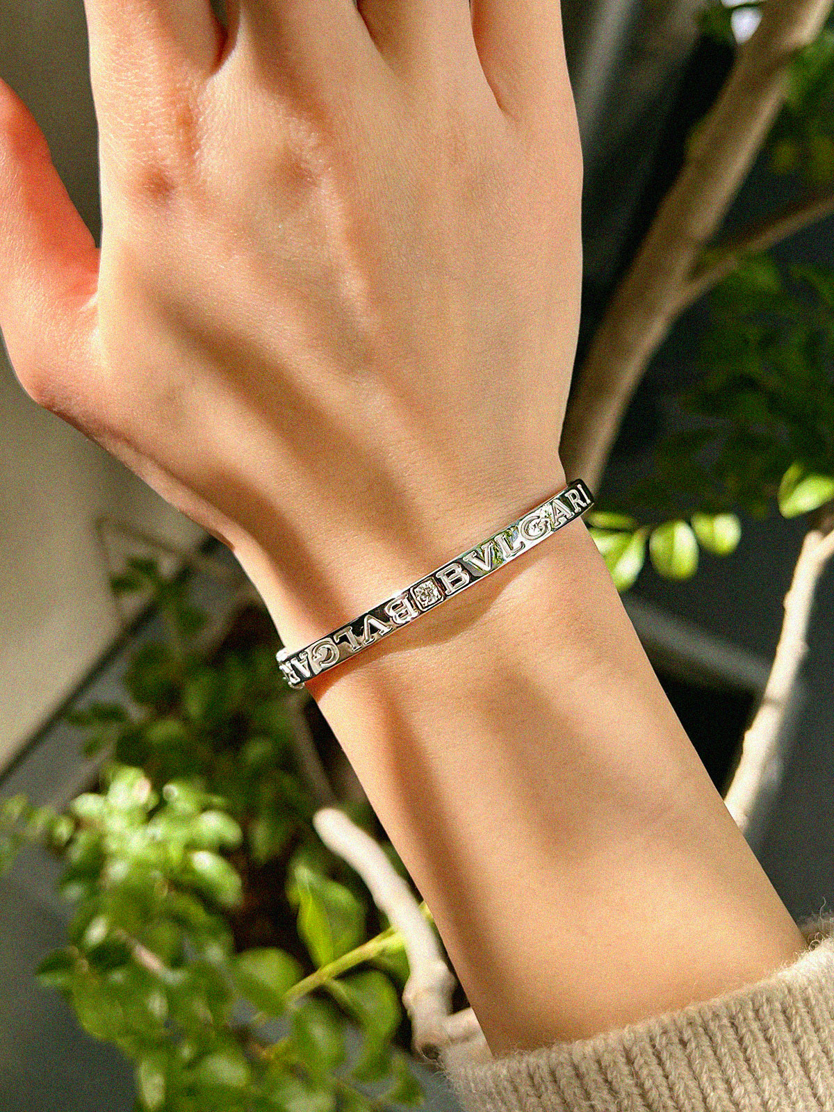 18K Diamond Bvlgari Bvlgari Bangle Silver