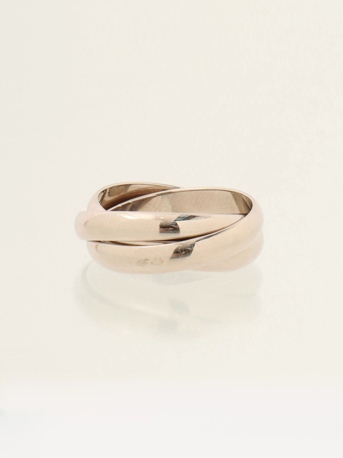 18K White Gold Trinity Ring