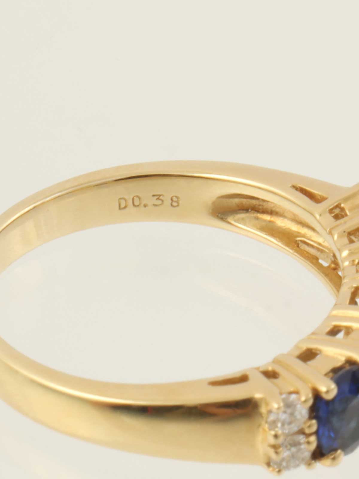 18K金/蓝宝石和钻石戒指